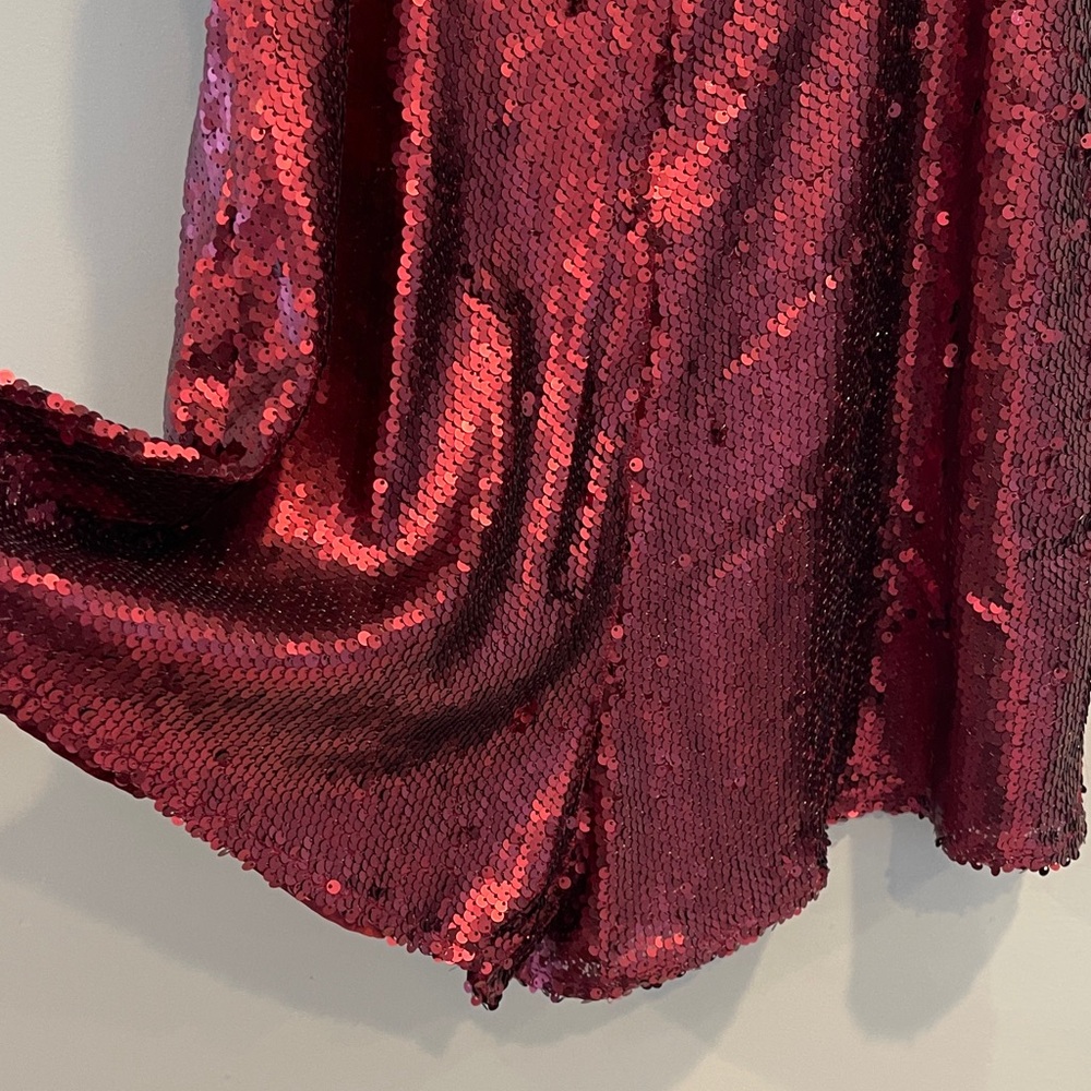 NWT Superdown Sanja Red Sequin Romper Size Large - Picture 8 of 8